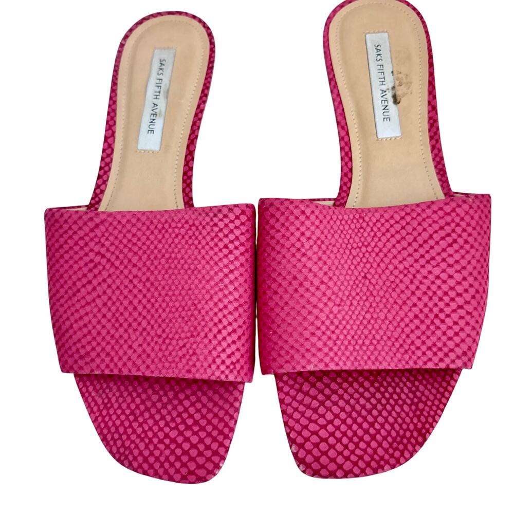 Saks 5th Avenue Pink Textured Croc Flats Sandals Open Square Toe Coastal